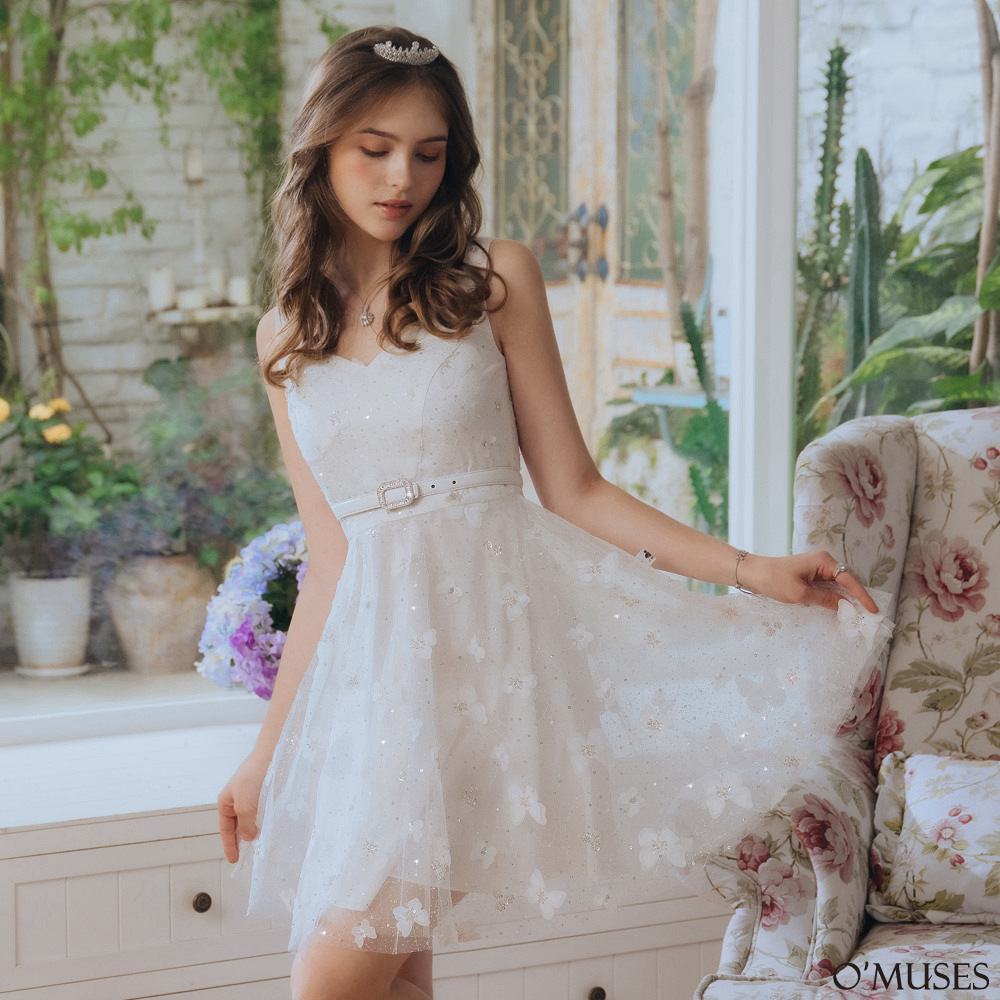 V領蕾絲花朵白色短禮服18-30325