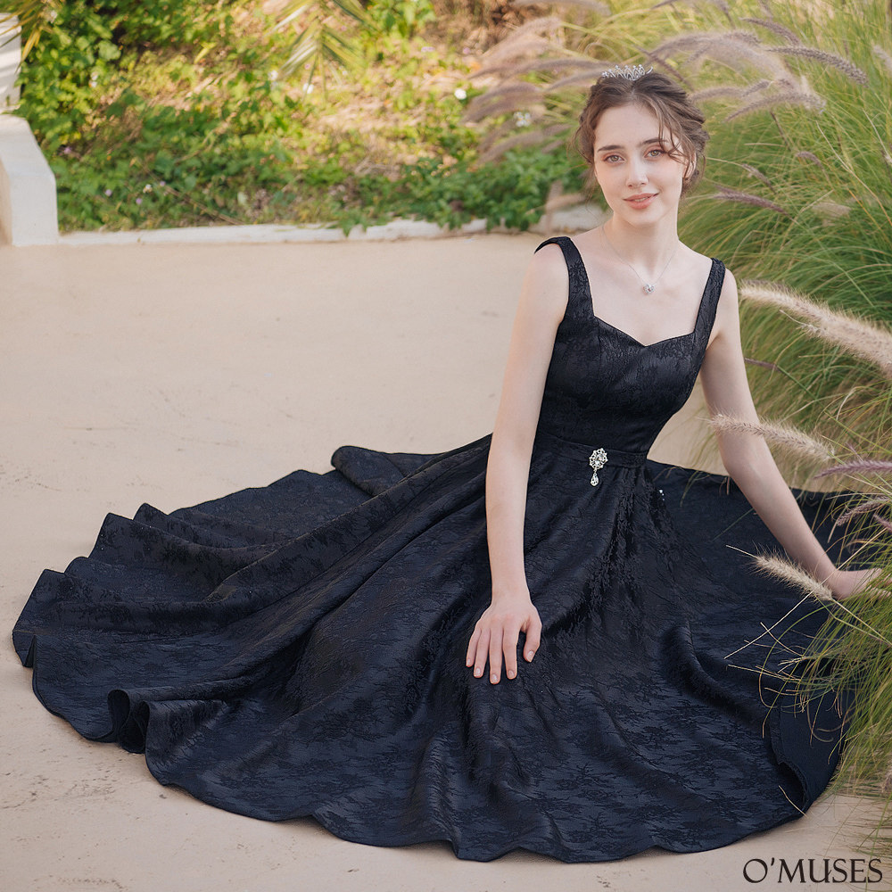 重工刺繡黑色婚紗長禮服19-7037