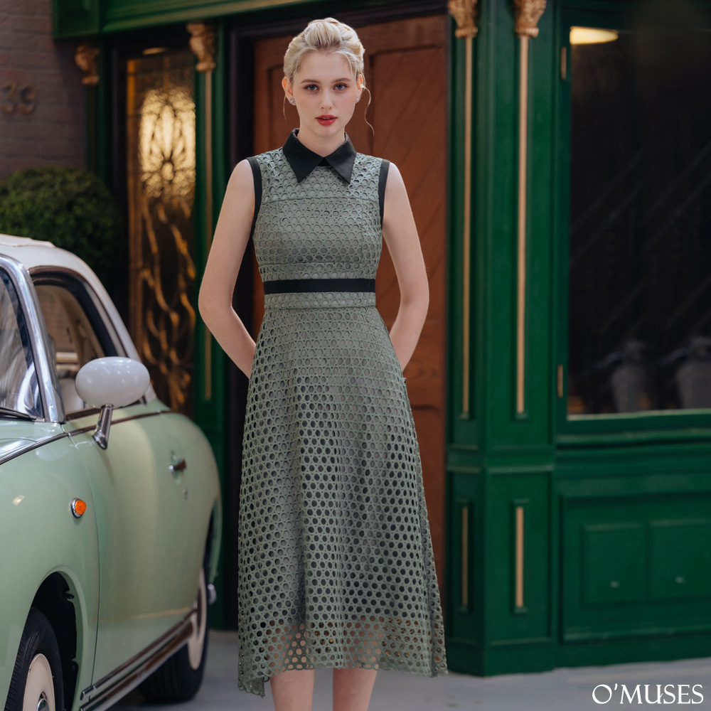 重工洞洞蕾絲綠色長洋裝60-31071