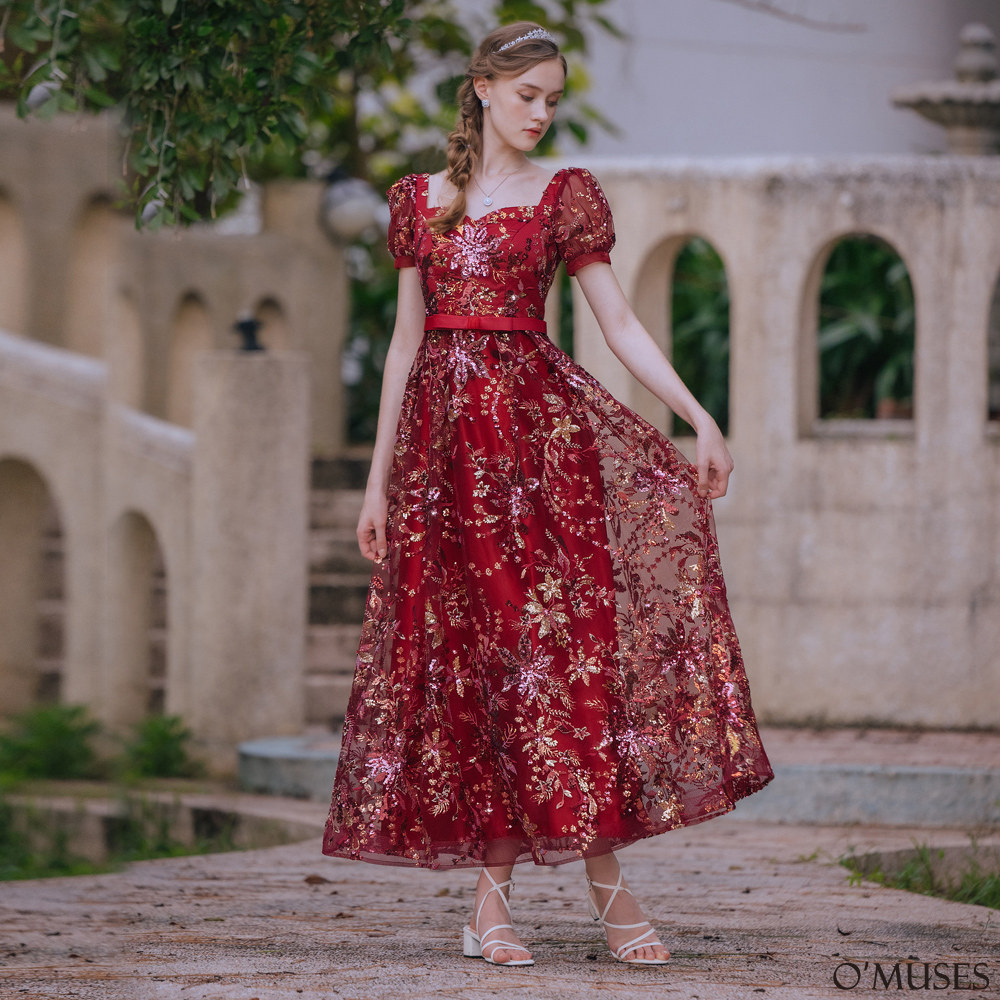 方領亮片刺繡紅色長禮服19-2453