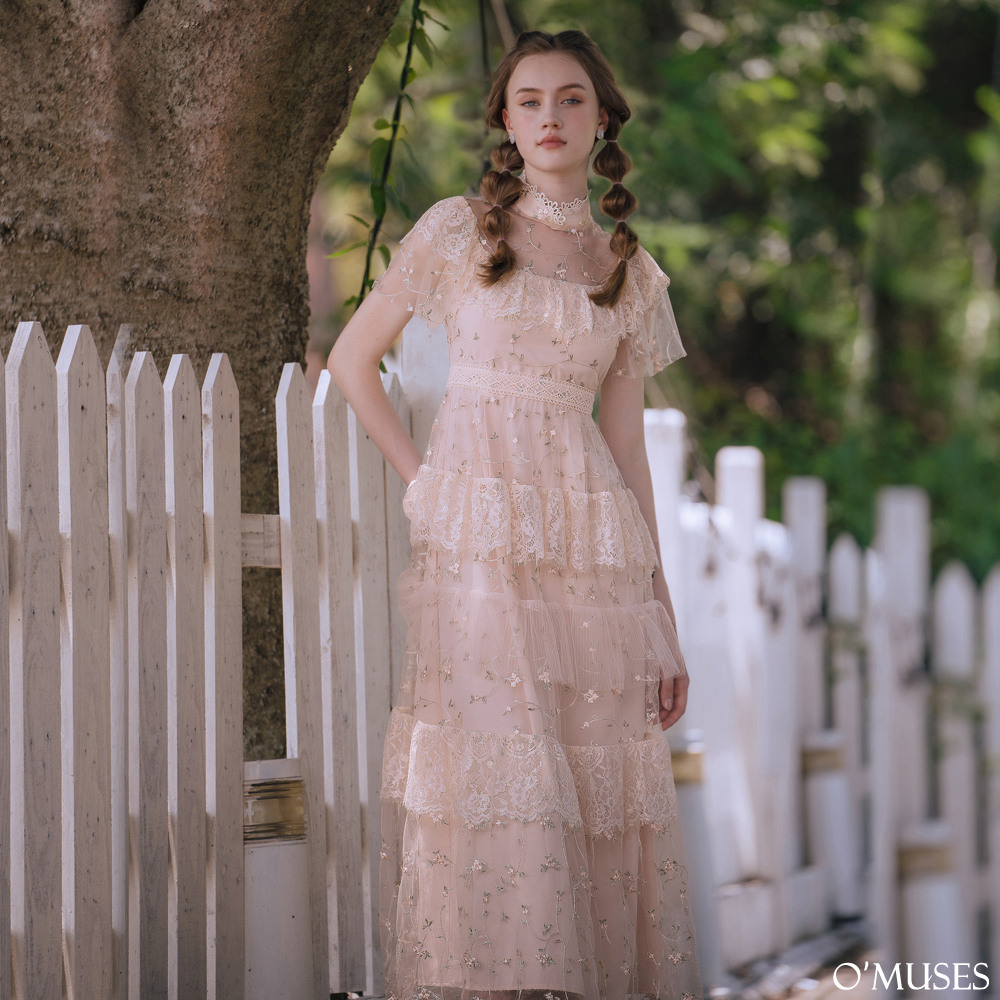 蕾絲刺繡粉杏色蛋糕裙長洋裝60-7527