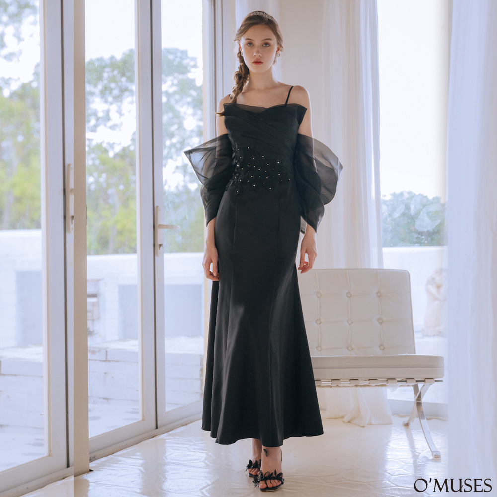 細肩帶蝴蝶結黑色魚尾長禮服19-7503