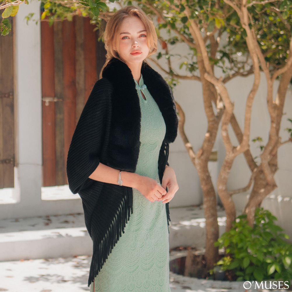 毛呢流蘇黑色披肩外套11-2203