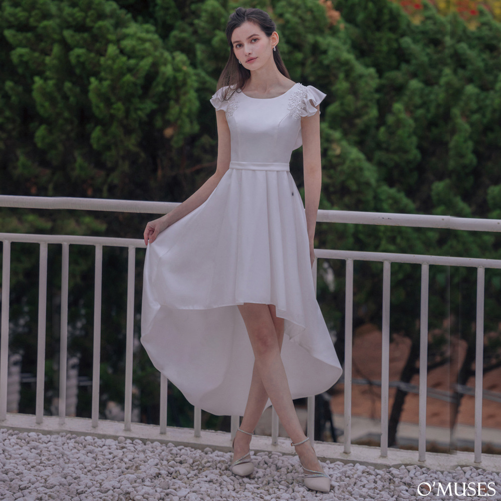 手工刺繡美背前短後長白色禮服18-7574